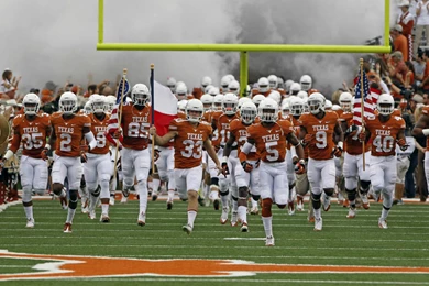 Longhorn Football Media Guide Misspells Texas