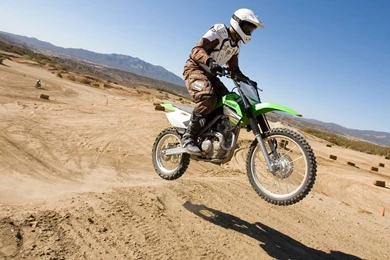 Kawasaki Dirt Bike Jump (id: 70214) – BUZZERG