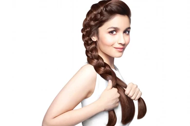 Alia Bhatt Gorgeous Bollywood Actress New HD Wallpapers   1366x768 ...