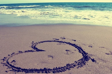 Love Sands Beach Wallpapers