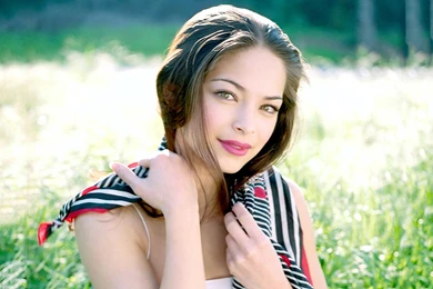 Kristin Kreuk Wallpapers