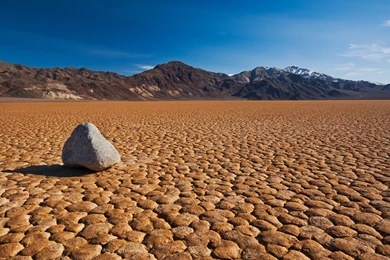 Download Wallpapers 3840x2160 Desert, Drought, Dead Lake, Stone ...