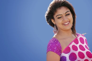 South Indian Actress Nayanthara Hot And Cute Wallpapers ...