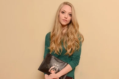 Amanda Seyfried HD Wallpapers