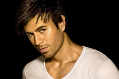 Enrique Iglesias HD Wallpapers   New HD Images