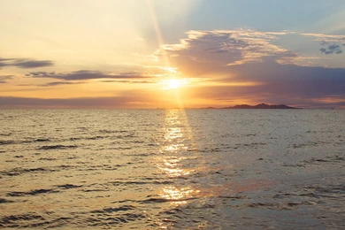 10 IOS 7 Parallax Wallpapers For You, This Time For IPad.