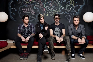 3000x2143px All Time Low