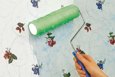 Easily Remove Wallpapers With Vinegar And Hot Water In Great Get ...