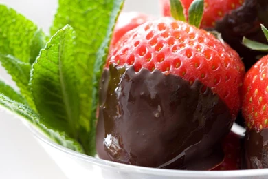 325 Strawberry HD Wallpapers