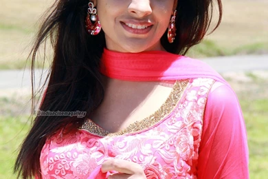 Archana Kavi Actress Photos Stills Gallery