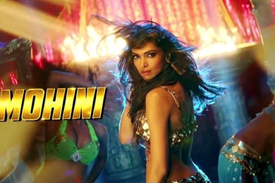 Deepika Padukone In Happy New Year Movie Images And Wallpapers ...