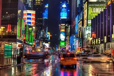 Busy Streets iPhone 4s Wallpapers Download