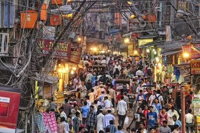 Busy City Street iPad 3,4 & Air Wallpapers