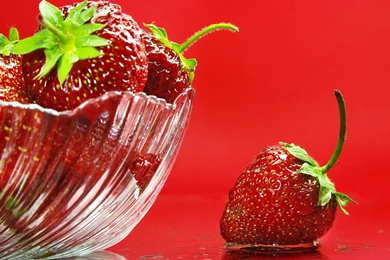 21+ Strawberry Fruit Wallpapers, Backgrounds, Images