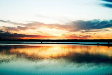 Xperia Z Wallpapers Collection (48+)