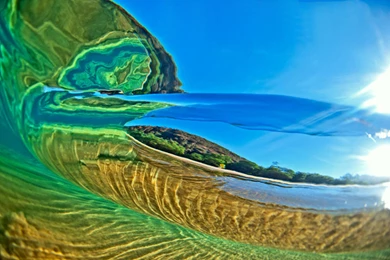 Under The Wave Wallpapers