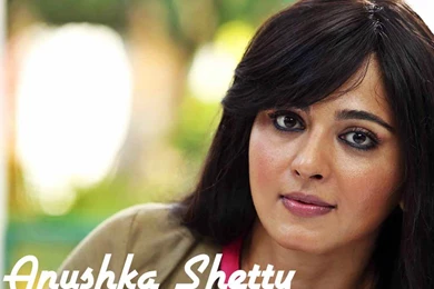 South Indian Celebrity Anushka Shetty Close Up Face New Look Hd ...