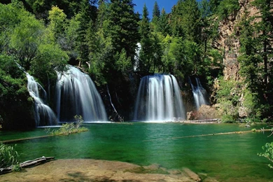 Waterfalls Pictures Free Desktop Wallpapers Collection.