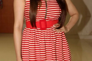 Prachi Desai Hd Wallpapers