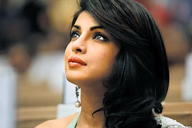 Priyanka Chopra Latest 2012 Wallpapers.jpg