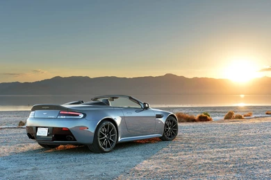 2015 Aston Martin Convertible Wallpaper Backgrounds