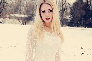 Annasophia Robb Wallpapers