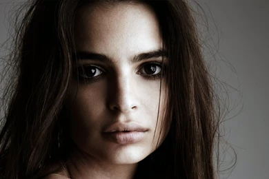 Emily Ratajkowski Wallpapers