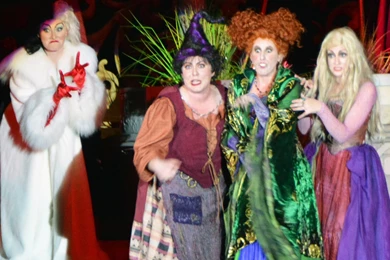 Full Hocus Pocus Villain Spelltacular Show, Multi Angle At ...