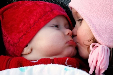 Baby: Cute Kiss Baby Kissing Desktop Wallpapers For High ...
