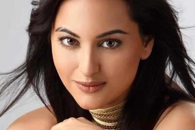 Sonakshi Sinha Wallpapers