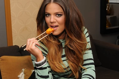 Khloe Kardashian Wallpapers High Resolution And Quality Download