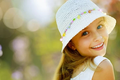 Innocent Sweet Smile Of Cute Girl   New Hd WallpaperNew Hd Wallpapers