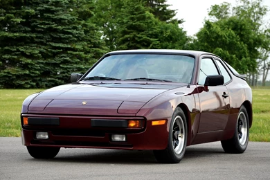 1982 Porsche 944 Wallpapers