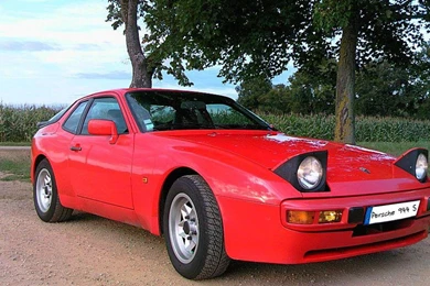 PORSCHE 944 WALLPAPER (