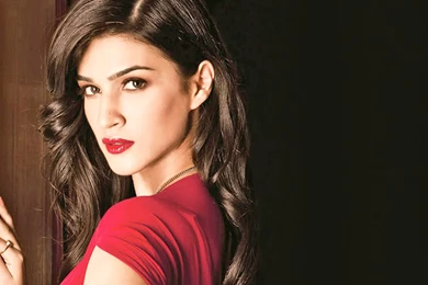 Kriti Sanon Bollywood Actress Hot And Sexy Wallpapers