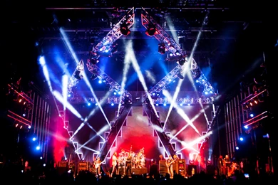 Clay Paky Sharpys Hit The Road With Dave Matthews Band