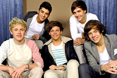 Trololo Blogg: Zayn Malik Wallpapers For Ipod