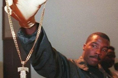 Best Logo Chain In Hiphop? (Poll Included)