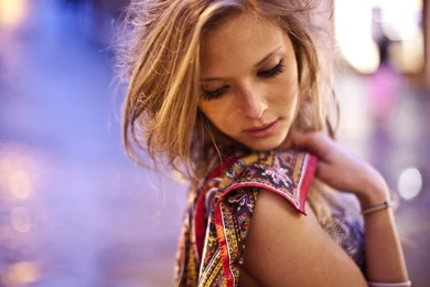 Beautiful blonde girl macro hd wallpapers   Magic4Walls.com