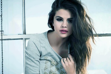 Selena Gomez HD Wallpapers