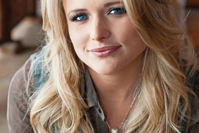 1500x2114px Miranda Lambert