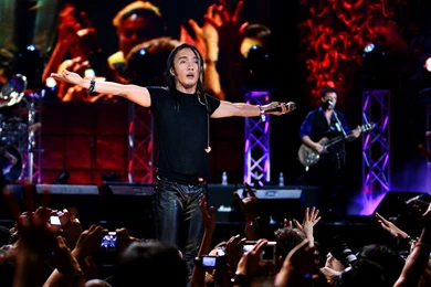 INTERVIEW:Journey Lead Singer Arnel Pineda [VIDEOS]   LuxuryStndrd.Com