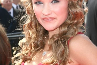 Emily Osment Wallpapers