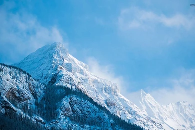 White & Blue Mountain Peaks Wallpapers