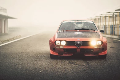 Alfa Romeo Alfetta 2000gt 1974 Oldschool Vintage Retro Italian ...
