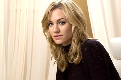 Yvonne Strahovski Yvonne Strahovski HD Extraordinary Wallpapers ...
