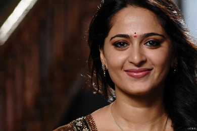 Anushka Shetty Cute Smile HD Wallpapers   IHD Wallpapers
