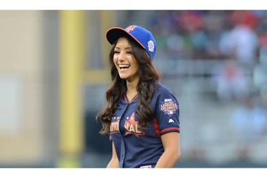 Cutest 4K Melanie Iglesias Wallpapers