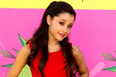 Ariana Grande Hot HD Wallpapers