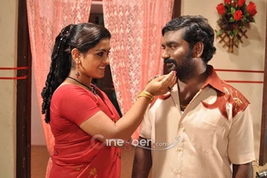 Aruvikkaraiyoram Tamil Movie Hot Stills